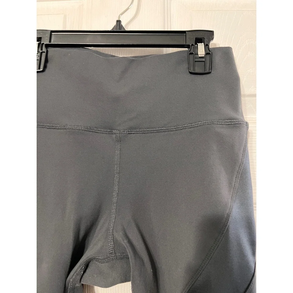 Alo Yoga Moto Leggings Anthracite Grey High Waist Mesh‎ Glossy Panels Womens Med